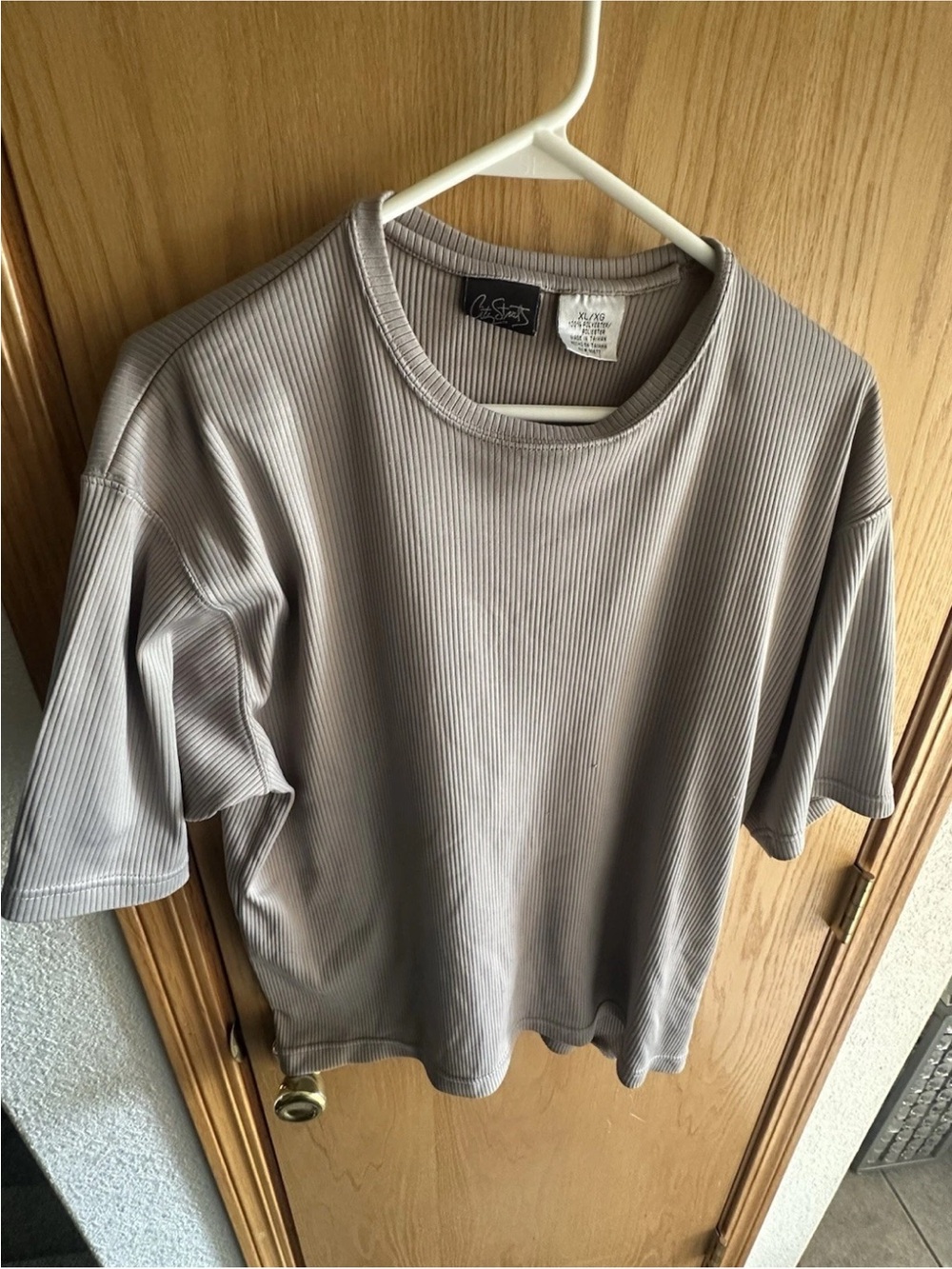 Tan Brown Men XL Shirt Free Shipping City Streets